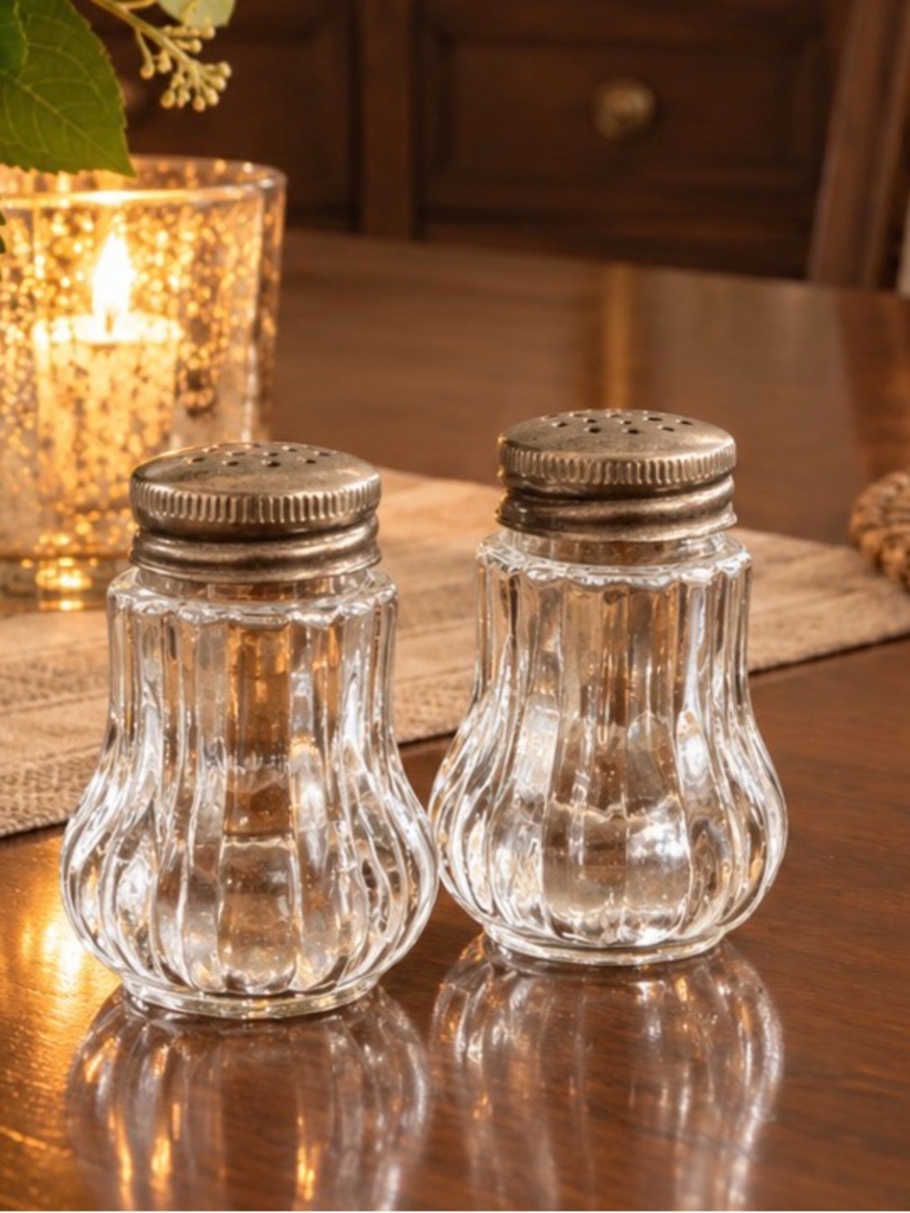 ⭐️$5 bundle ⭐️Vintage Lucite Salt & Pepper Shakers Clear High Round Ribbed